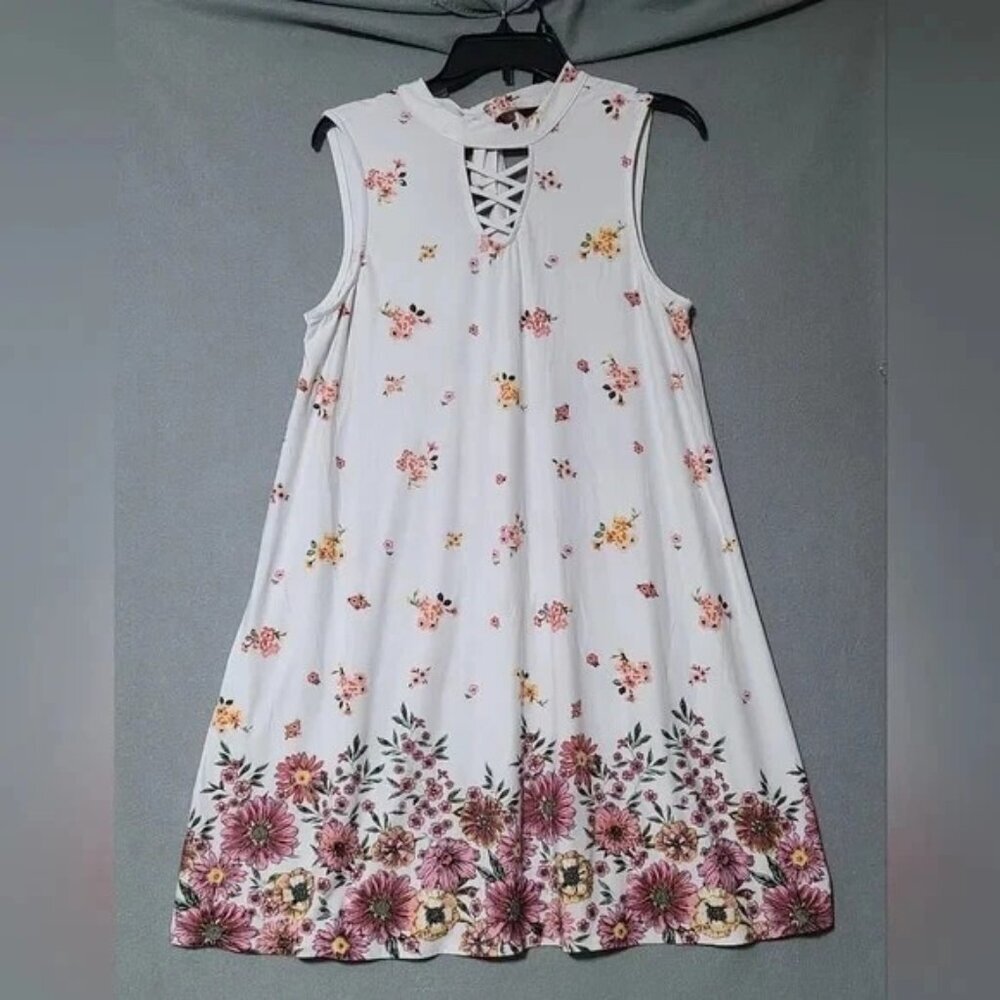 NO‎ BOUNDARIES White Floral Sleeveless Dress Crisscross Neckline - Size XL 15-17